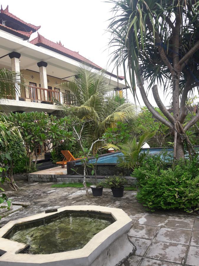 Megacahya Bungalow Lembongan Exterior photo
