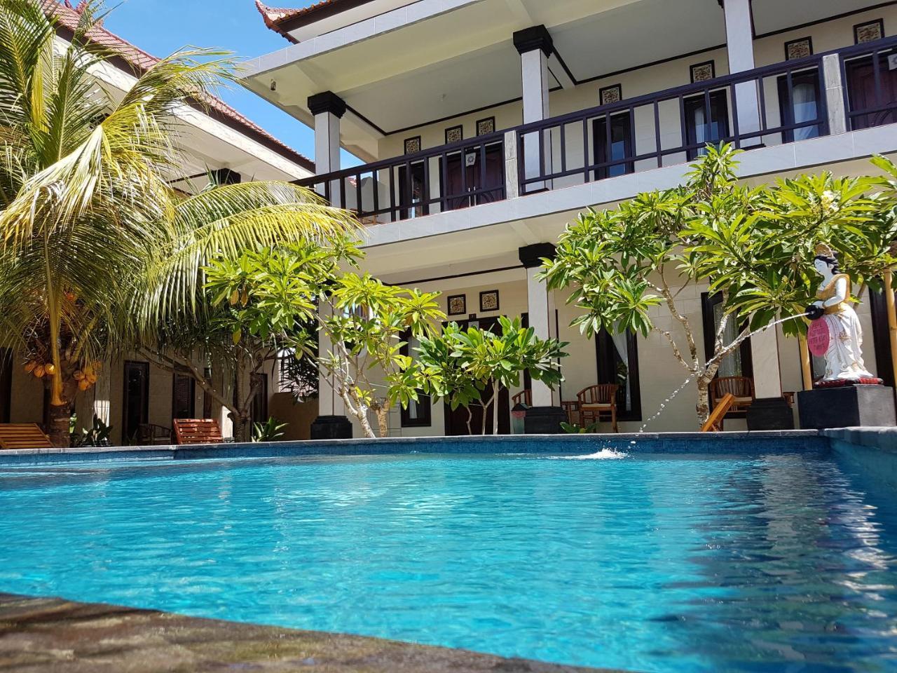 Megacahya Bungalow Lembongan Exterior photo
