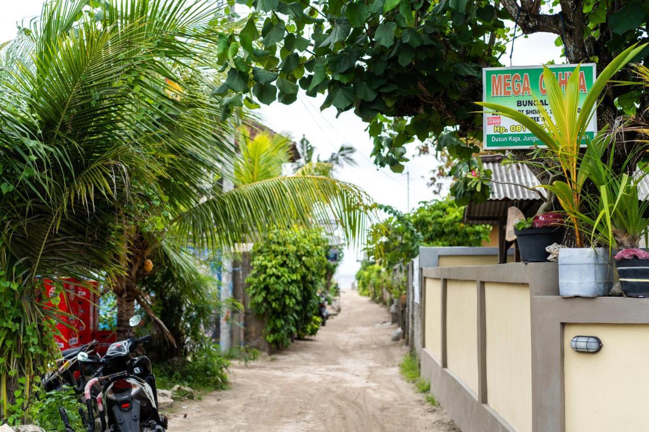 Megacahya Bungalow Lembongan Exterior photo