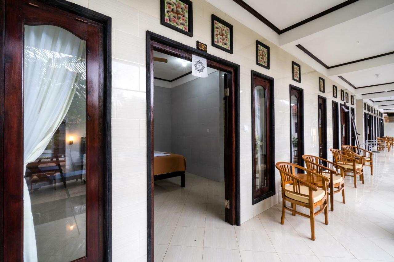 Megacahya Bungalow Lembongan Exterior photo
